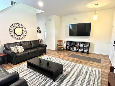 529 Cadiz Loop, Davenport, FL 33837 - photo 3