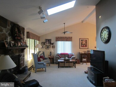 11712 Mockingbird Ln, Hagerstown, MD 21742 - photo 6