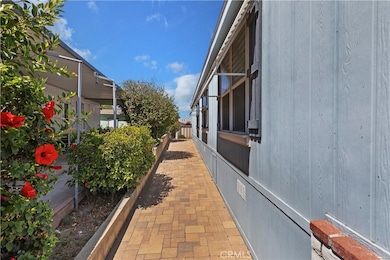 1410 Rainbrook Way, Corona, CA 92882 - photo 4