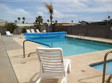 Tierra Del Sol Pool