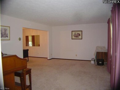 30165 Rickey Ln, Wickliffe, OH 44092 - photo 5