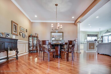 006_Dining Room