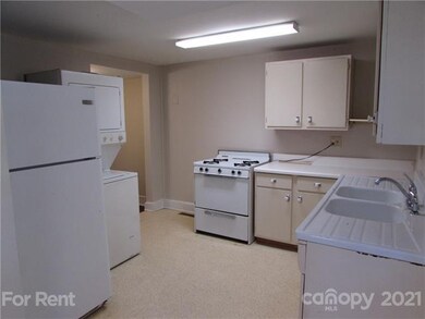 403 S Race St unit B, Statesville, NC 28677 - photo 4