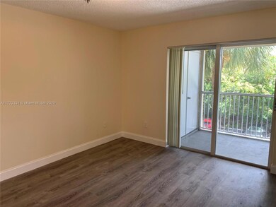 470 S Park Rd unit 7307, Hollywood, FL 33021 - photo 7