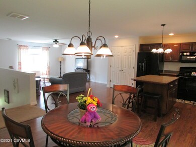 1109 E 8th St, Berwick, PA 18603 - photo 4