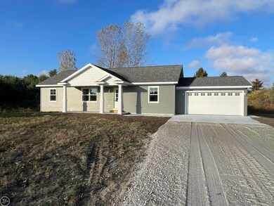 8540 Wildcat Rd, Jeddo, MI 48032 - photo 2