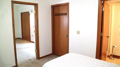 97 Duck Hollow Cir, Stroudsburg, PA 18360 - photo 7