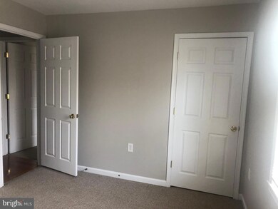 9101 Wharton Ct, Manassas, VA 20110 - photo 5