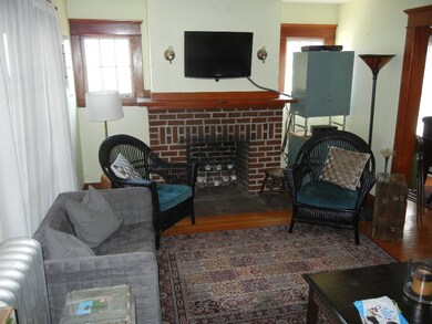 292-294 W Franklin St, Holyoke, MA 01040 - photo 3