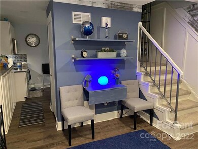 640 Chipley Ave unit 5, Charlotte, NC 28205 - photo 4