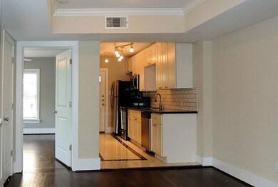 2423 Woodhead St unit 3, Houston, TX 77019 - photo 4