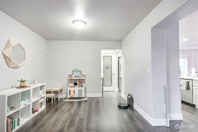 16128 SE 256th Place, Covington, WA 98042 - photo 5