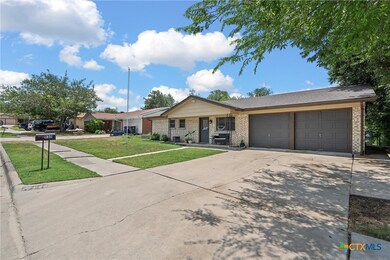 930 Willowbrook St, Copperas Cove, TX 76522 - photo 2