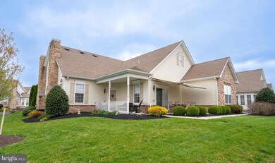 1027 Burgundy Cir, Pennsburg, PA 18073 - photo 3