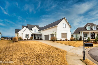 163 Camden Lake Dr, Madison, MS 39110 - photo 2