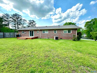 1616 Greenbrier Dr SW, Cullman, AL 35055 - photo 4