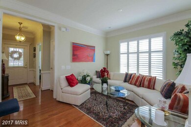 8898 Calla Lily Ct, Lorton, VA 22079 - photo 4