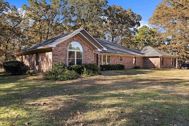 16 Pr (Private Road) 52365, Pittsburg, TX 75686 - photo 3