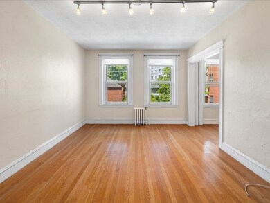 120 Riverway unit 11, Boston, MA 02215 - photo 2