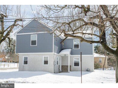 557 Argyle Ave, Ambler, PA 19002 - photo 2