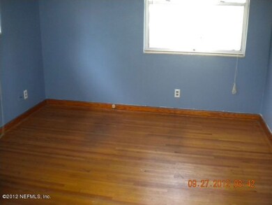 5916 Windsor Forest Dr, Jacksonville, FL 32210 - photo 7