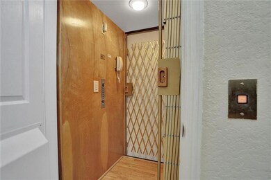Private elevator