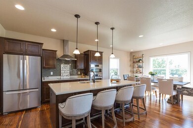 8019 NW 95th Cir, Johnston, IA 50131 - photo 3