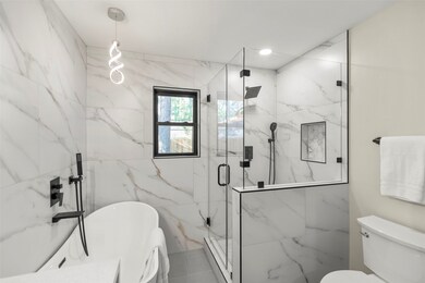 10006 Candlewood Dr, Houston, TX 77042 - photo 2