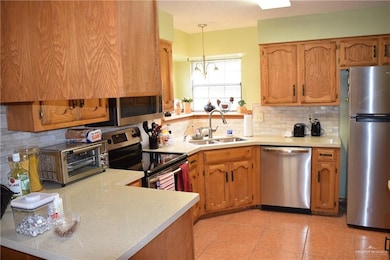 845 Palm Dr, Alamo, TX 78516 - photo 3