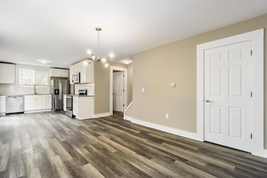 555 Siebert St, Columbus, OH 43206 - photo 7