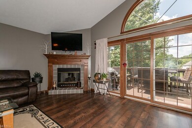 669 Grand View Ln, Aurora, OH 44202 - photo 4