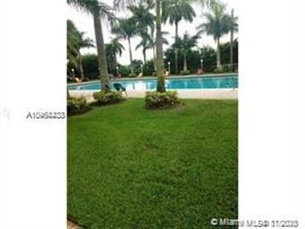 9360 Fontainebleau Blvd unit 109, Miami, FL 33172 - photo 5