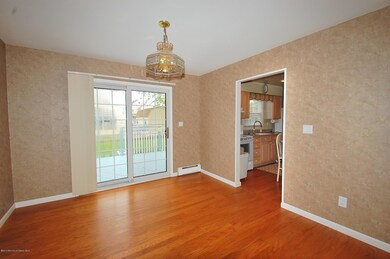 33 Dakota Ave, North Middletown, NJ 07748 - photo 4
