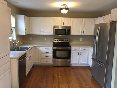 Pinebrook kitchen 1