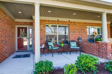 3217 Brittany Pointe Ln, Louisville, KY 40220 - photo 4