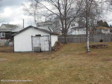 1321 Winton St, Archbald, PA 18403 - photo 3