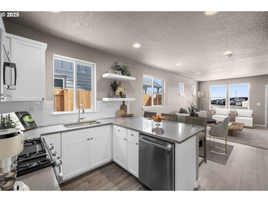 5128 Holly St, Springfield, OR 97478 - photo 5