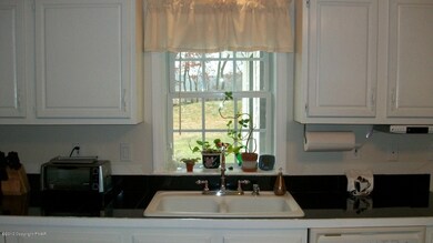 2748 Rising Hill Dr, Saylorsburg, PA 18353 - photo 5