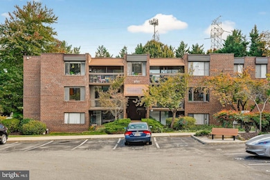 8723 Hayshed Ln unit 21, Columbia, MD 21045 - photo 3