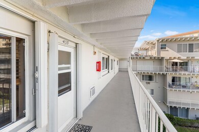 South Palm Residence unit 405, Palm Beach, FL 33480 - photo 5