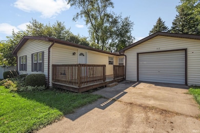 710 Thunderbird Dr, New Carlisle, IN 46552 - photo 2