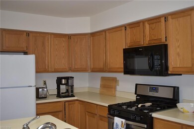 Spacious eat in kitchen includes all appliances!