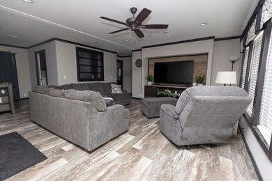 210 Hickory Oaks Lane Cross 011925-8534