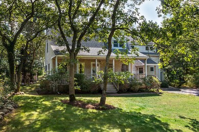 4 Llewellyn Way, Edgartown, MA 02539 - photo 2
