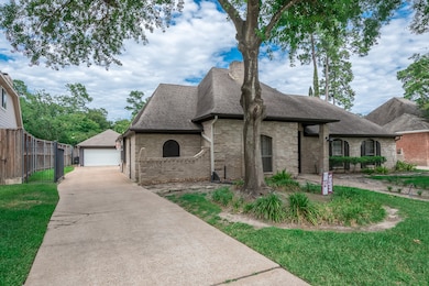 15622 Birchview Dr, Tomball, TX 77377 - photo 3