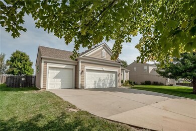 Oversized Garage & Driveway