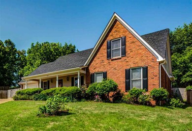 Wonderful 4 Bedroom/3 Bathroom Home On 0.40 Acres 