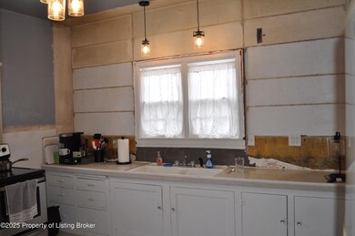 205 6th Ave W, Lemmon, SD 57638 - photo 6