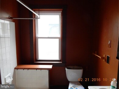 329 W 5th St, Lansdale, PA 19446 - photo 7