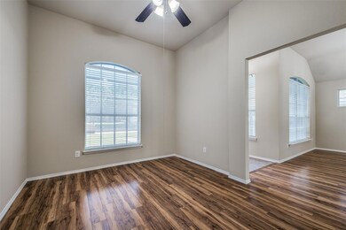 2713 Hollow Ridge Dr, Denton, TX 76210 - photo 7